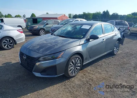 2025 Nissan Altima Sv Awd z USA, uszkodzony, nr VIN 1N4BL4DW5SN373648